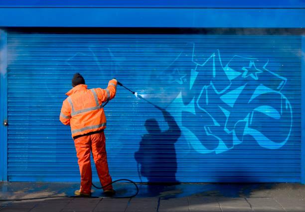 Best Pressure Washing Contractors  in Leisure City, FL